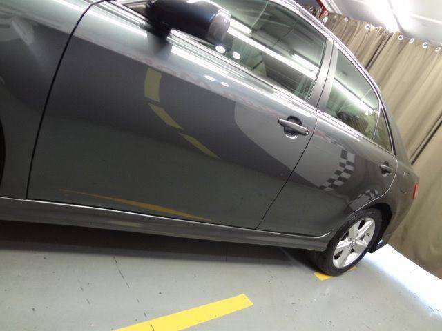 Toyota Camry 2011 photo 14